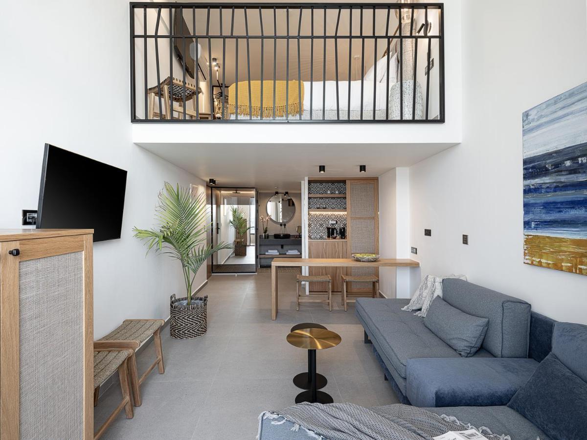 Calla Luxury Seafront Suites Rethymno  Ngoại thất bức ảnh