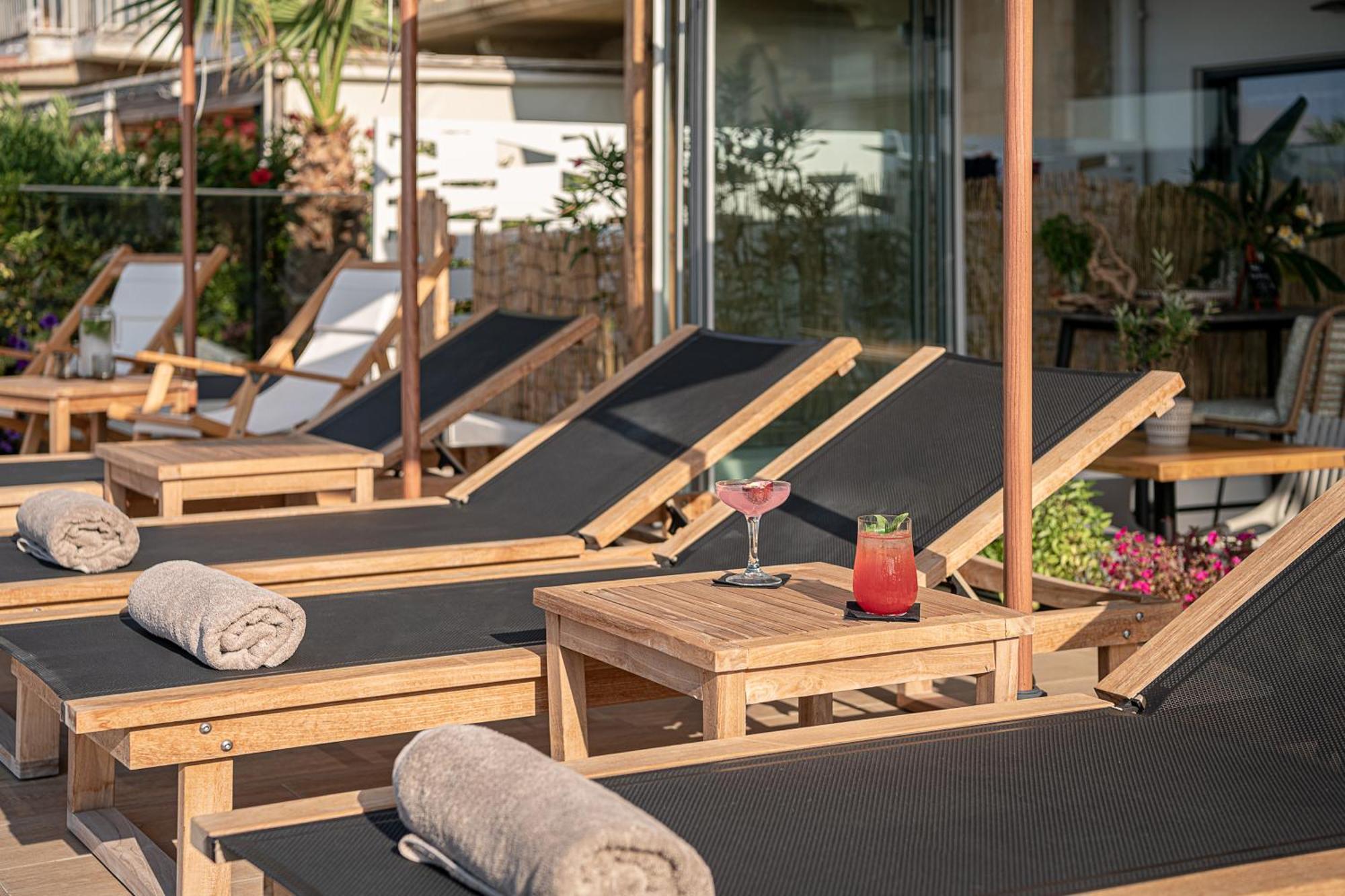 Calla Luxury Seafront Suites Rethymno  Ngoại thất bức ảnh
