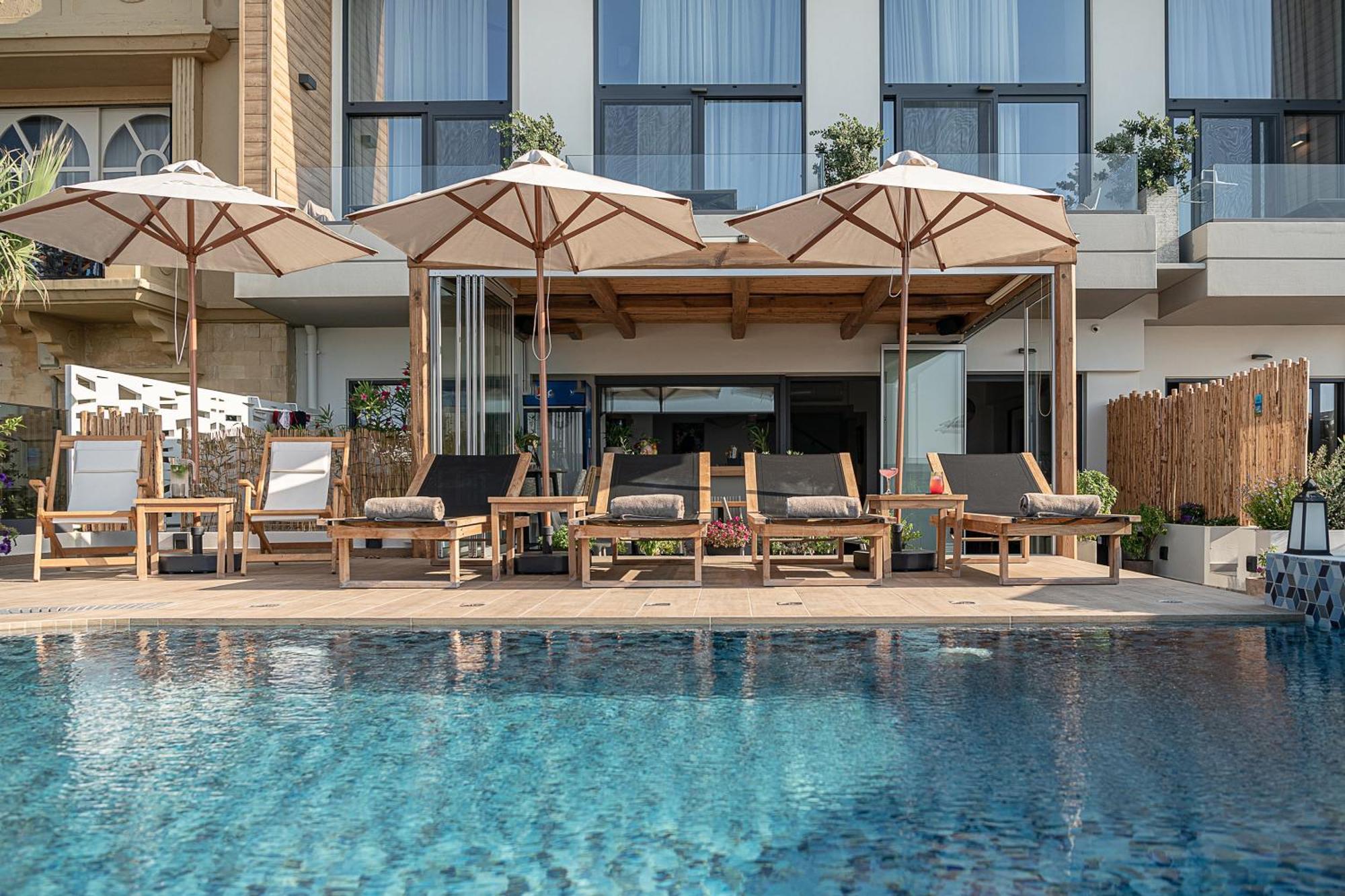 Calla Luxury Seafront Suites Rethymno  Ngoại thất bức ảnh