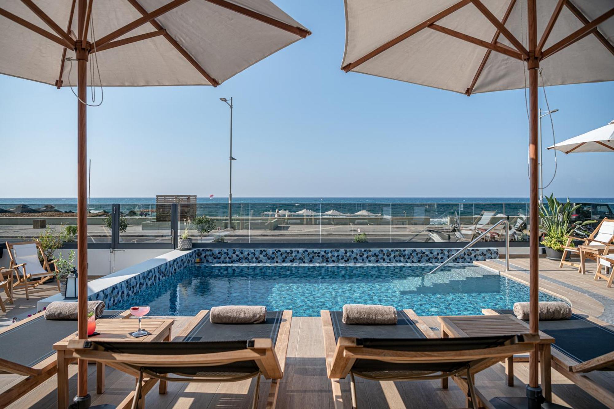 Calla Luxury Seafront Suites Rethymno  Ngoại thất bức ảnh