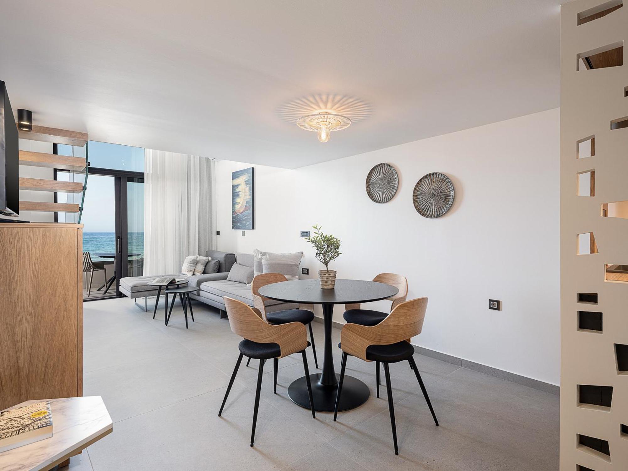 Calla Luxury Seafront Suites Rethymno  Ngoại thất bức ảnh