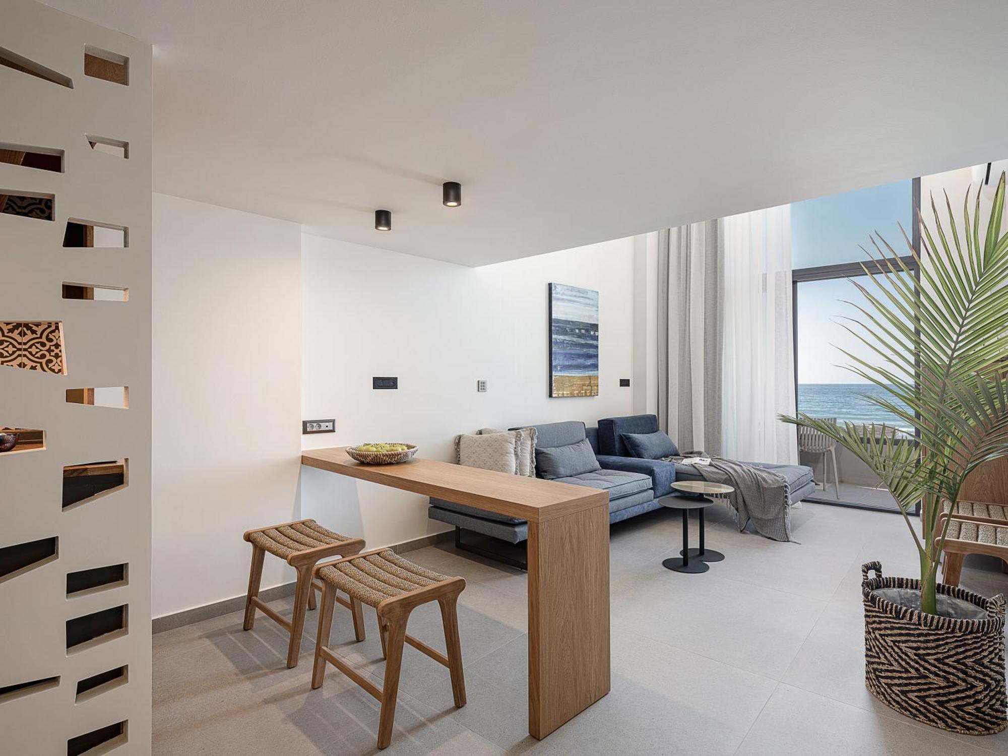 Calla Luxury Seafront Suites Rethymno  Ngoại thất bức ảnh